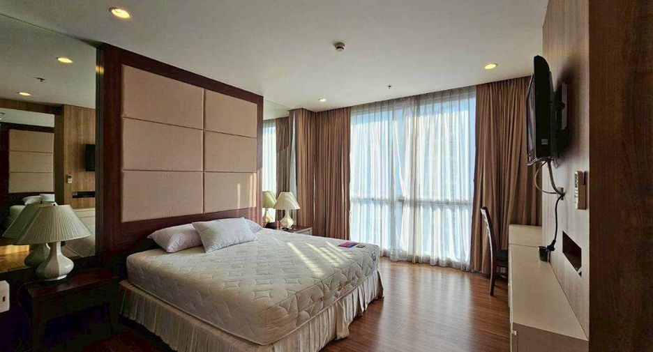 Wohnung zur Miete mit 1 Zimmer in Pathum Wan, Bangkok