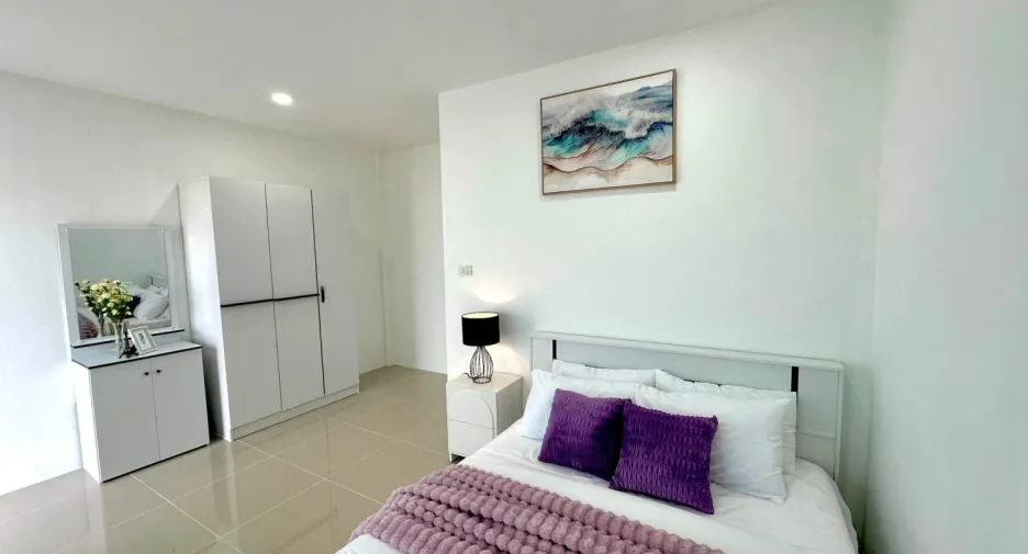 For sale 2 bedrooms townhouse in Bang Lamung, Chonburi