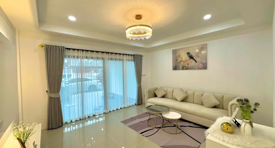 For sale 2 bedrooms townhouse in Bang Lamung, Chonburi
