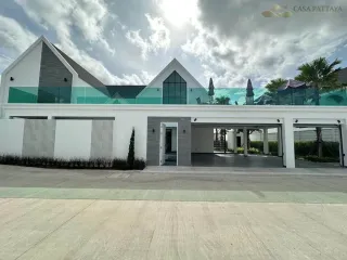 À vendre 3 chambres villa à Bang Lamung, Chonburi