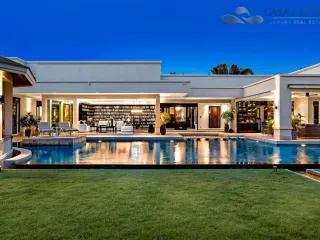 For sale 6 bedrooms villa in Bang Lamung, Chonburi