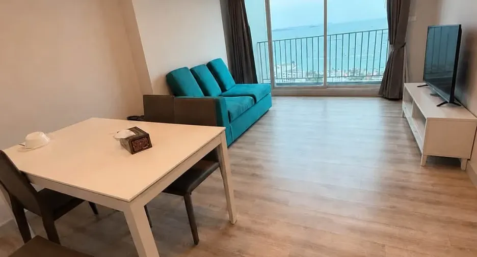 For rent 2 bedrooms condo in Bang Lamung, Chonburi