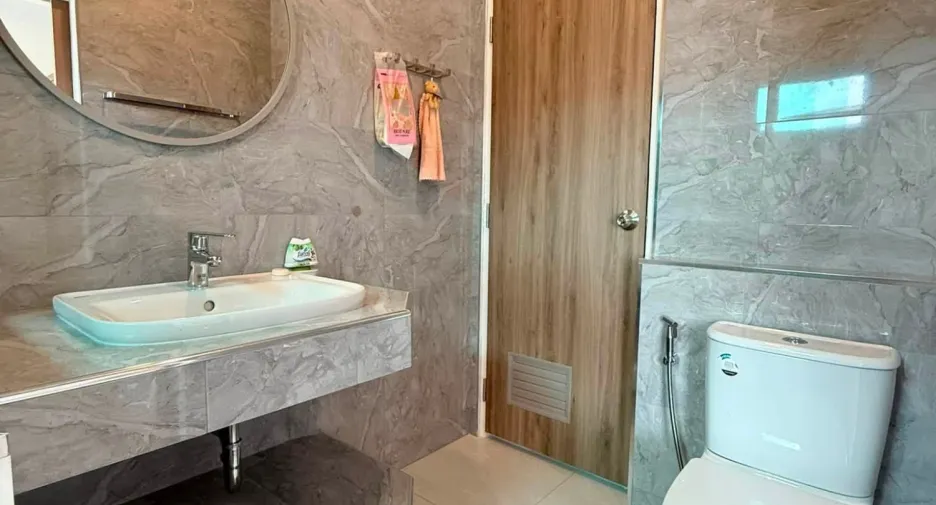 For sale 3 bedrooms villa in Huay Yai, Pattaya