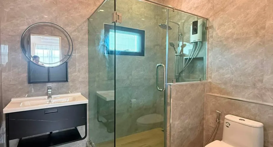 For sale 3 bedrooms villa in Huay Yai, Pattaya