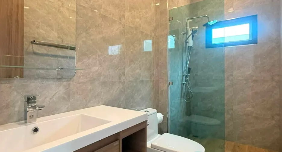 For sale 3 bedrooms villa in Huay Yai, Pattaya