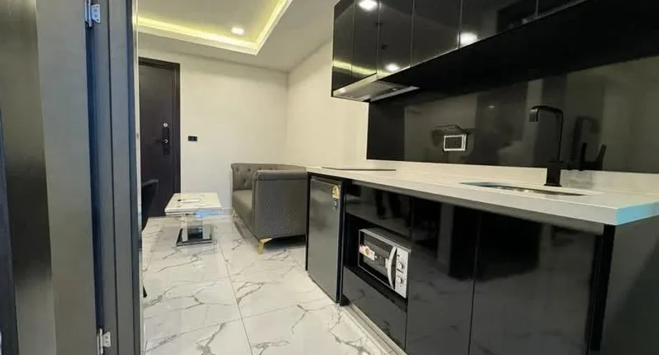 For sale 1 bed condo in Bang Lamung, Chonburi