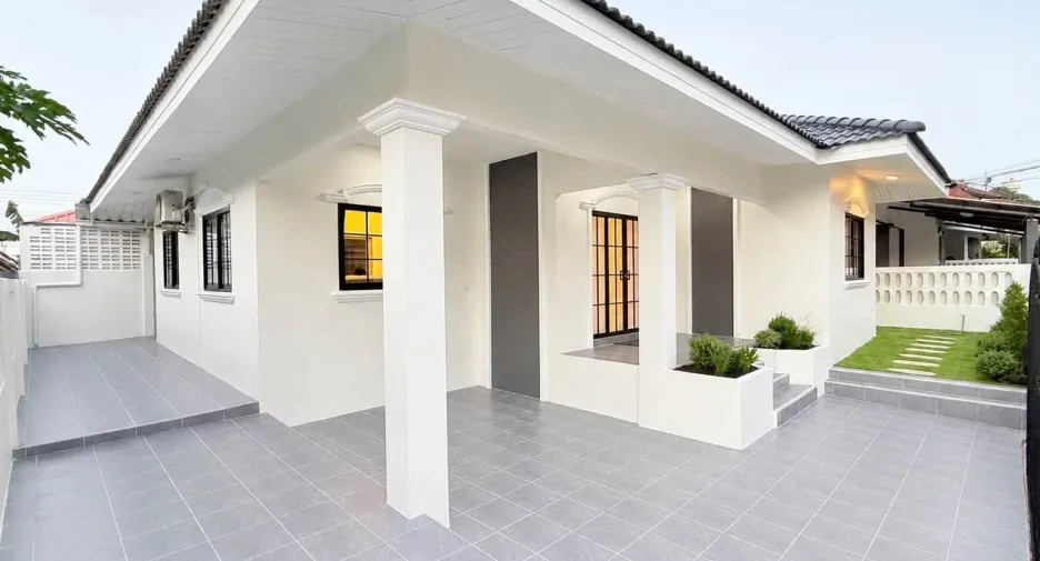 For sale 3 bedrooms house in Bang Lamung, Chonburi