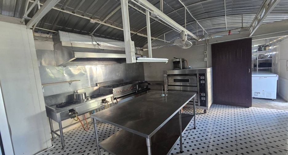 Hotel zum Kauf mit 33 Zimmer in Hua Hin, Prachuap Khiri Khan