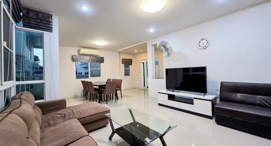 For sale 4 ベッドルーム house in Mueang Khon Kaen, Khon Kaen