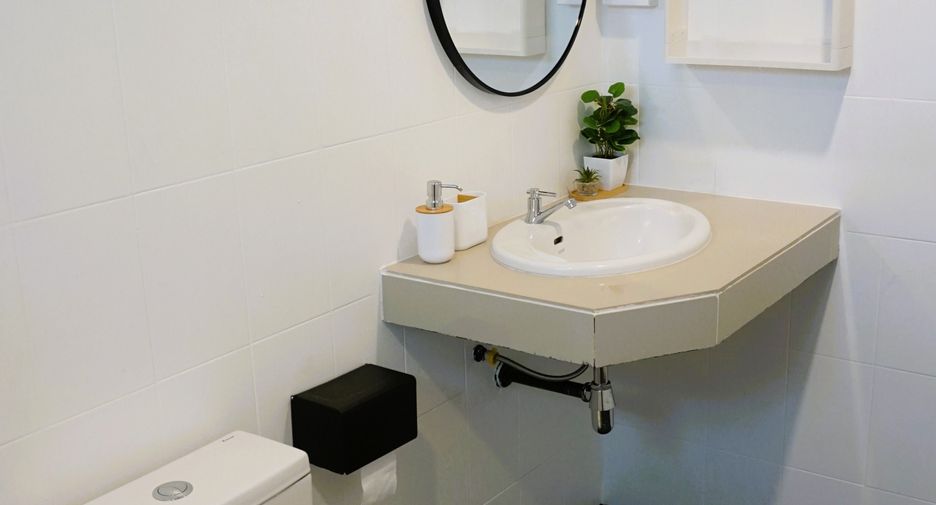 For rent 1 bed apartment in Mueang Phuket, Phuket