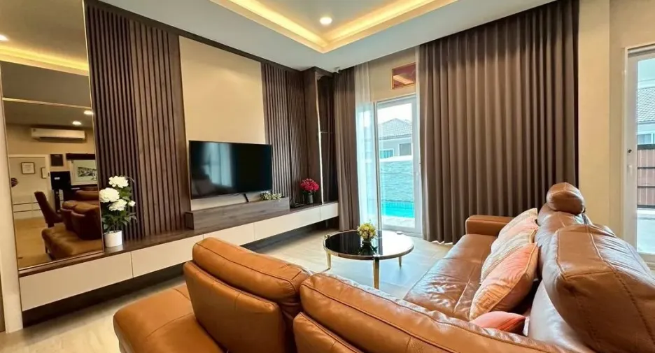 For sale 3 bedrooms house in Huay Yai, Pattaya
