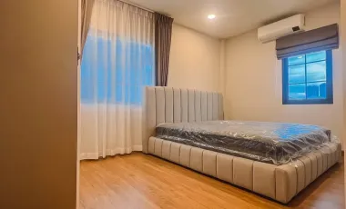 Casa en alquiler de 4 habitaciones en Bang Phli, Samut Prakan