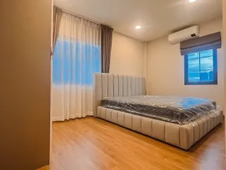 For rent 4 bedrooms house in Bang Phli, Samut Prakan