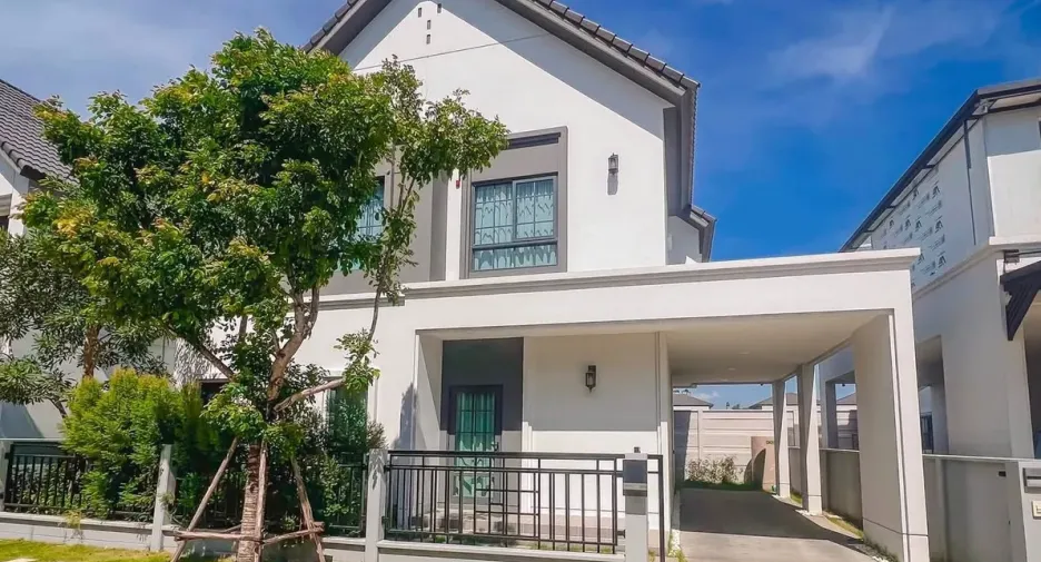 For rent 4 bedrooms house in Bang Phli, Samut Prakan