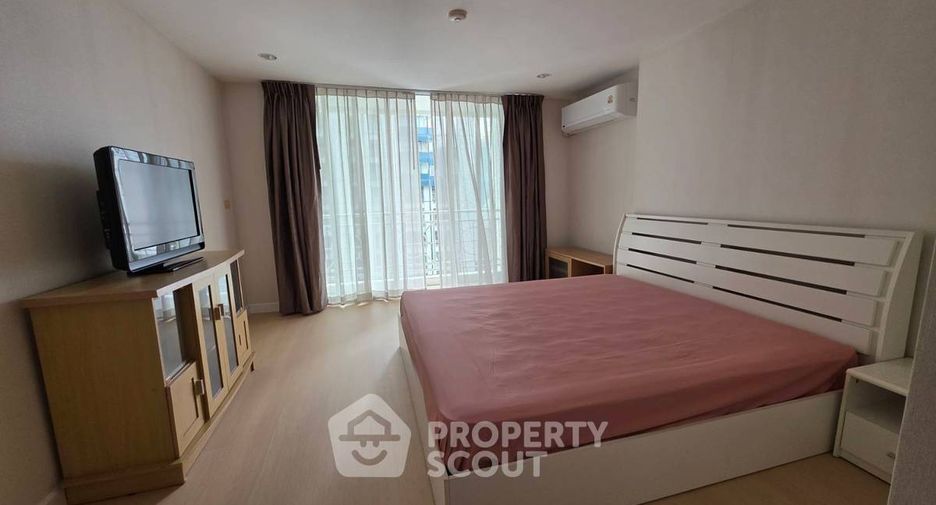For rent 1 bed condo in Watthana, Bangkok