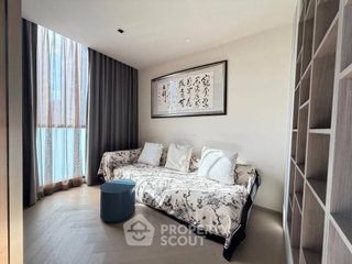 For sale 4 bedrooms condo in Sathon, Bangkok