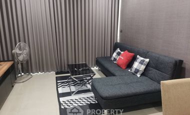 Condo en alquiler de 1 habitaciones en Yan Nawa, Bangkok