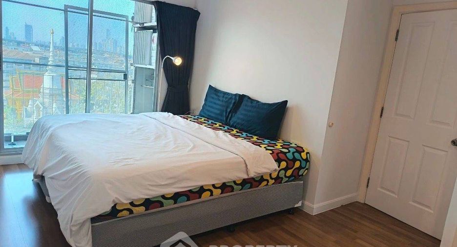 For rent 2 bedrooms condo in Yan Nawa, Bangkok