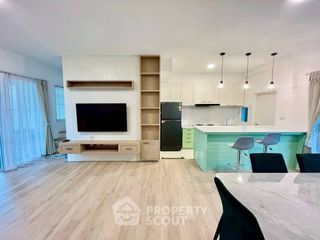 For rent 3 bedrooms townhouse in Prawet, Bangkok