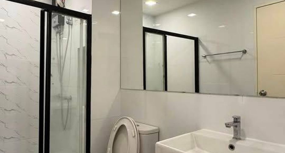 For sale 1 bed condo in Bang Khen, Bangkok