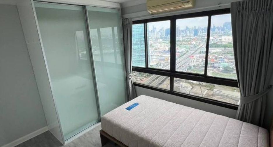 For rent 2 bedrooms condo in Yan Nawa, Bangkok