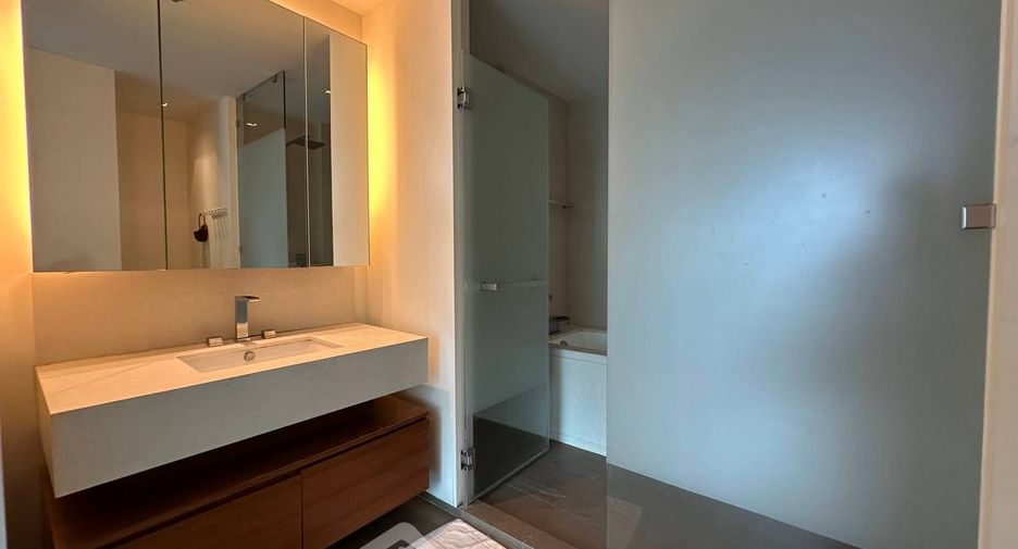 Condo en alquiler de 1 habitaciones en Sathon, Bangkok