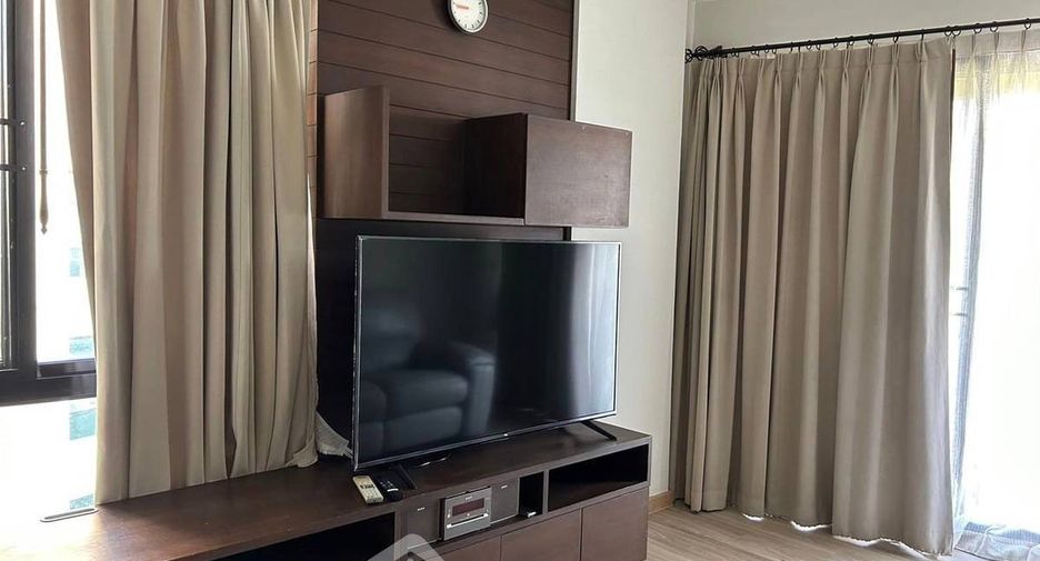 For rent 2 bedrooms condo in Bang Na, Bangkok