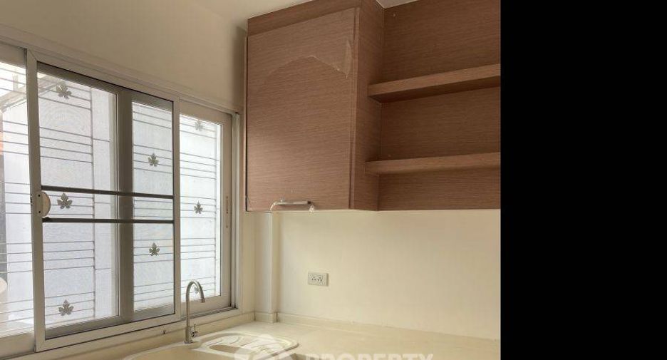 For sale 3 bedrooms house in Bueng Kum, Bangkok