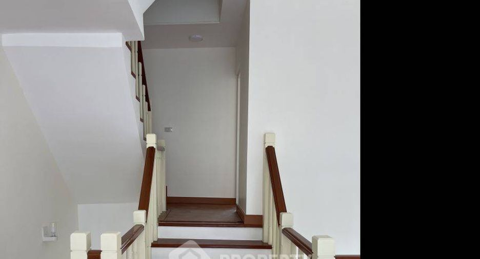 For sale 3 bedrooms house in Bueng Kum, Bangkok