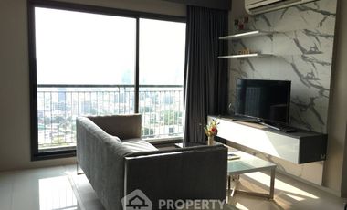 For sale 1 bed condo in Khlong Toei, Bangkok
