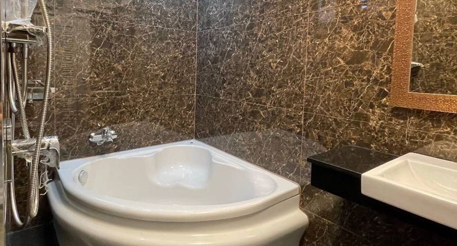 Wohnung zum Kauf mit 2 Zimmer in Huai Khwang, Bangkok