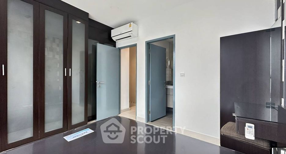 For sale 1 bed condo in Huai Khwang, Bangkok