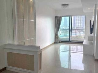 For sale 1 bed condo in Yan Nawa, Bangkok