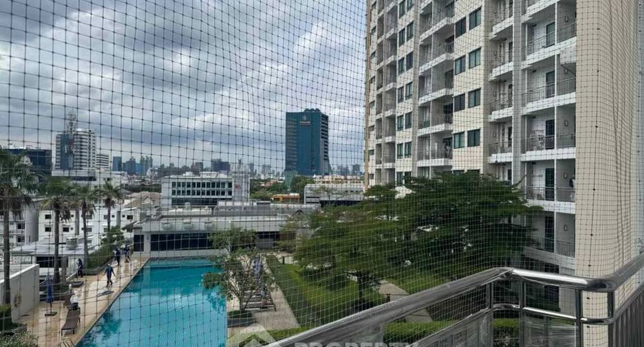 For sale 1 bed condo in Yan Nawa, Bangkok