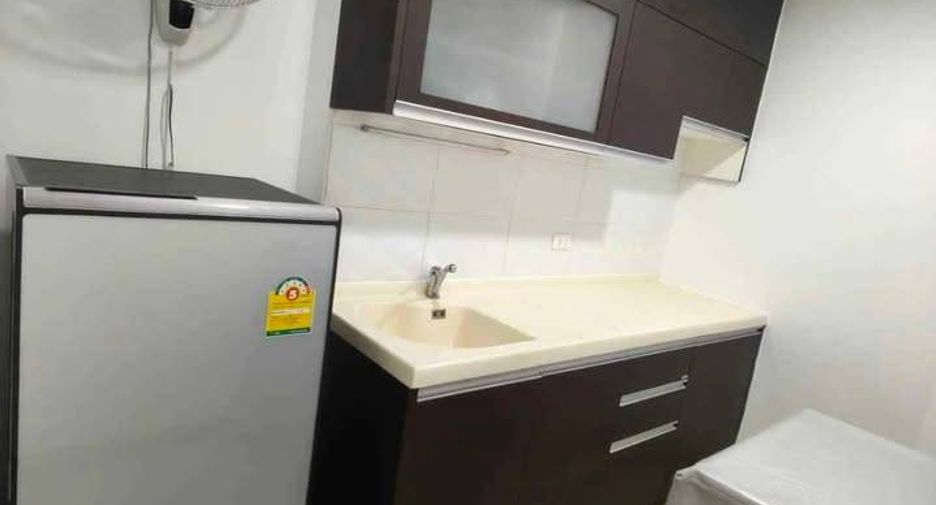 For sale 1 bed condo in Yan Nawa, Bangkok