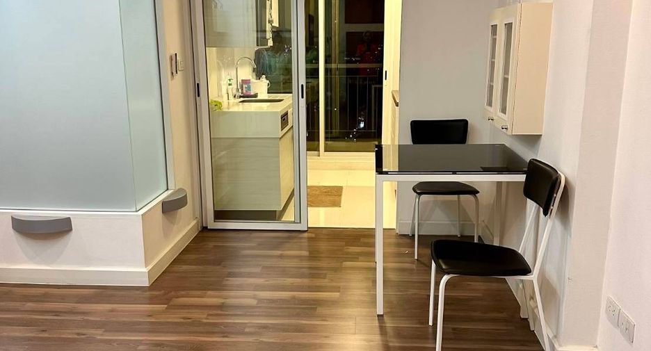 For sale 1 bed condo in Thon Buri, Bangkok