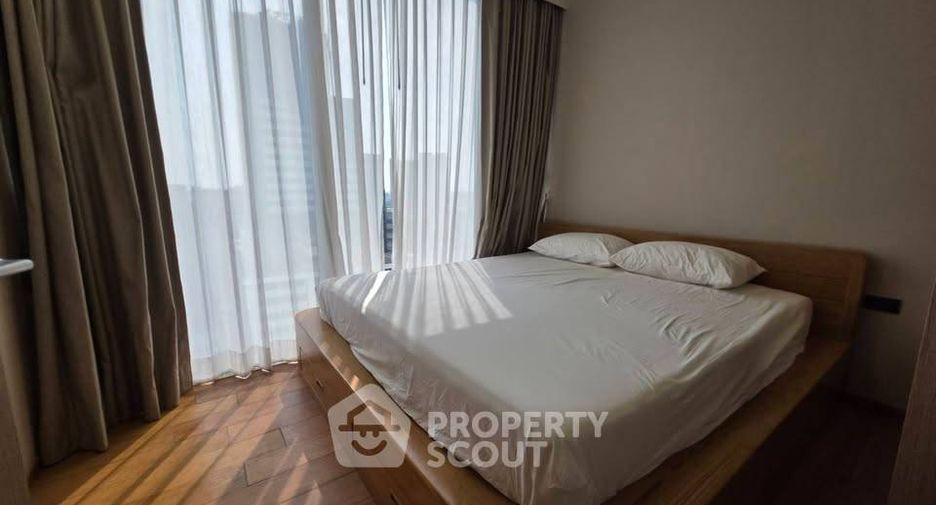 For sale 2 bedrooms condo in Khlong Toei, Bangkok