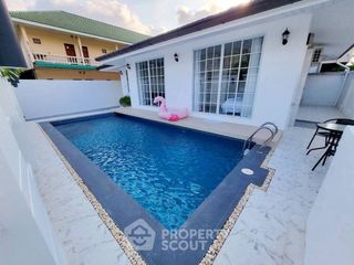 Villa en alquiler y en venta de 2 habitaciones en Bang Lamung, Chonburi