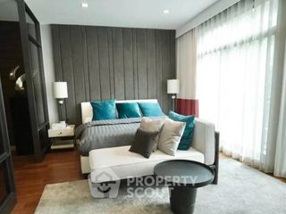 For sale 3 bedrooms house in Phra Khanong, Bangkok
