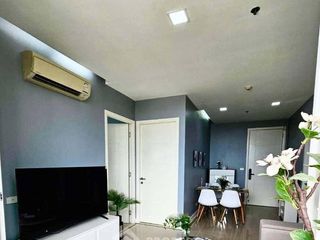 Condo en alquiler y en venta de 2 habitaciones en Huai Khwang, Bangkok