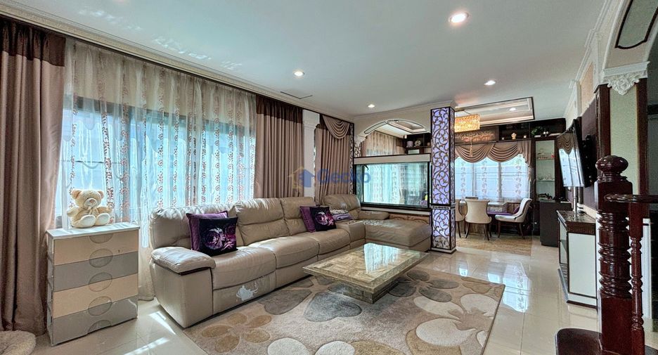 Haus zum Kauf mit 3 Zimmer in Huay Yai, Pattaya