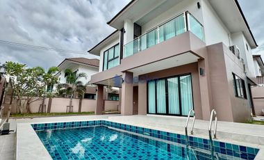 À louer 4 chambres maison à Bang Lamung, Chonburi