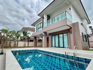 À louer 4 chambres maison à Bang Lamung, Chonburi