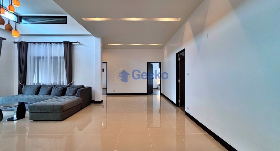 Haus zur Miete mit 3 Zimmer in Bang Lamung, Chonburi