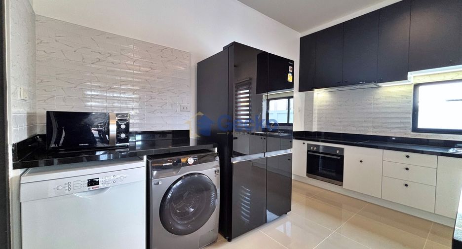Haus zur Miete mit 3 Zimmer in Bang Lamung, Chonburi