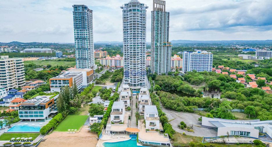 For sale 2 bedrooms condo in Jomtien, Pattaya
