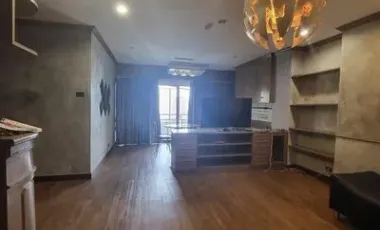 For rent 2 bedrooms condo in Huai Khwang, Bangkok