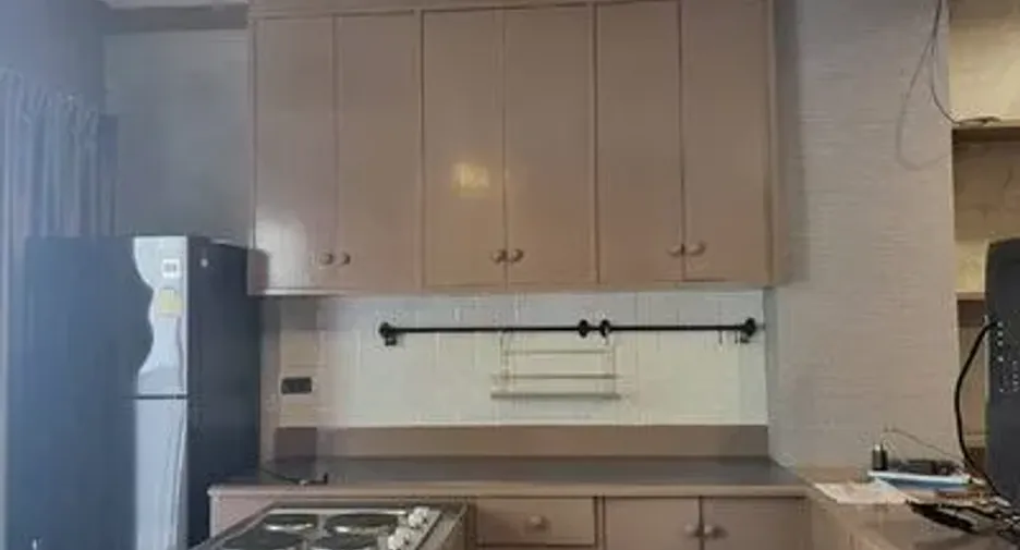 For rent 2 bedrooms condo in Huai Khwang, Bangkok