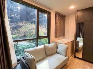 Condo en venta y en alquiler de 1 habitaciones en Huai Khwang, Bangkok