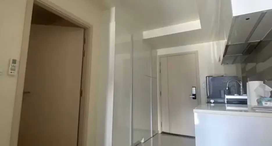 Wohnung zur Miete mit 1 Zimmer in Huai Khwang, Bangkok